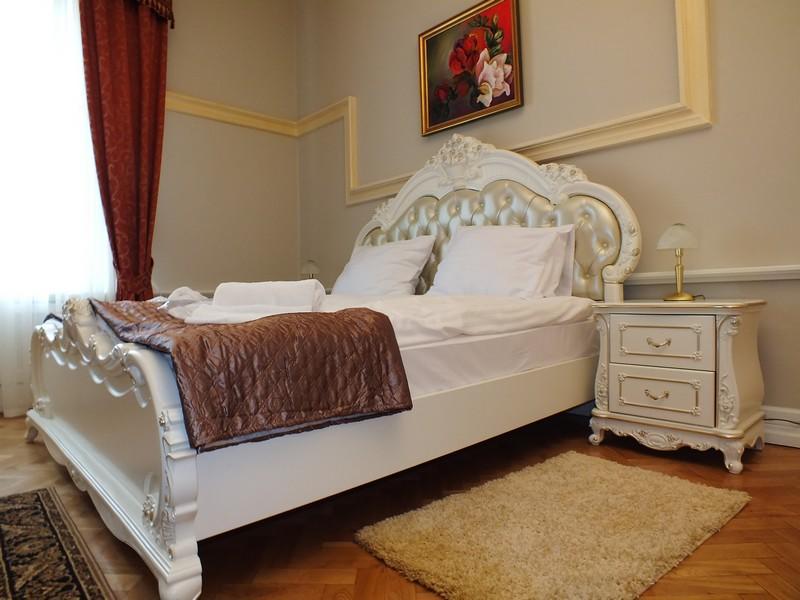Dom Pracy Tworczej Hotel Gołuchów Kültér fotó