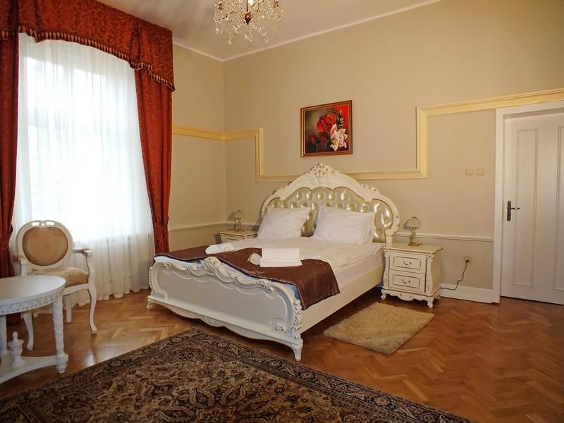 Dom Pracy Tworczej Hotel Gołuchów Kültér fotó