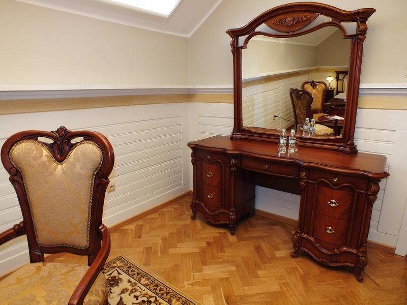 Dom Pracy Tworczej Hotel Gołuchów Kültér fotó