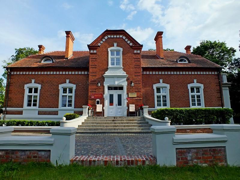 Dom Pracy Tworczej Hotel Gołuchów Kültér fotó