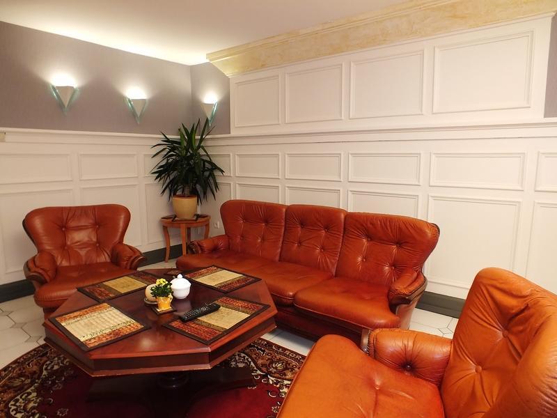 Dom Pracy Tworczej Hotel Gołuchów Kültér fotó