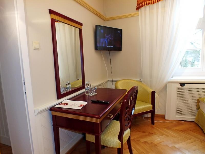 Dom Pracy Tworczej Hotel Gołuchów Kültér fotó